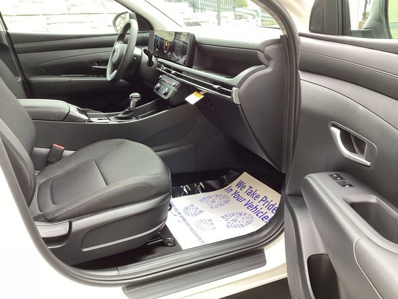 New 2026 Hyundai Tucson SE image 17