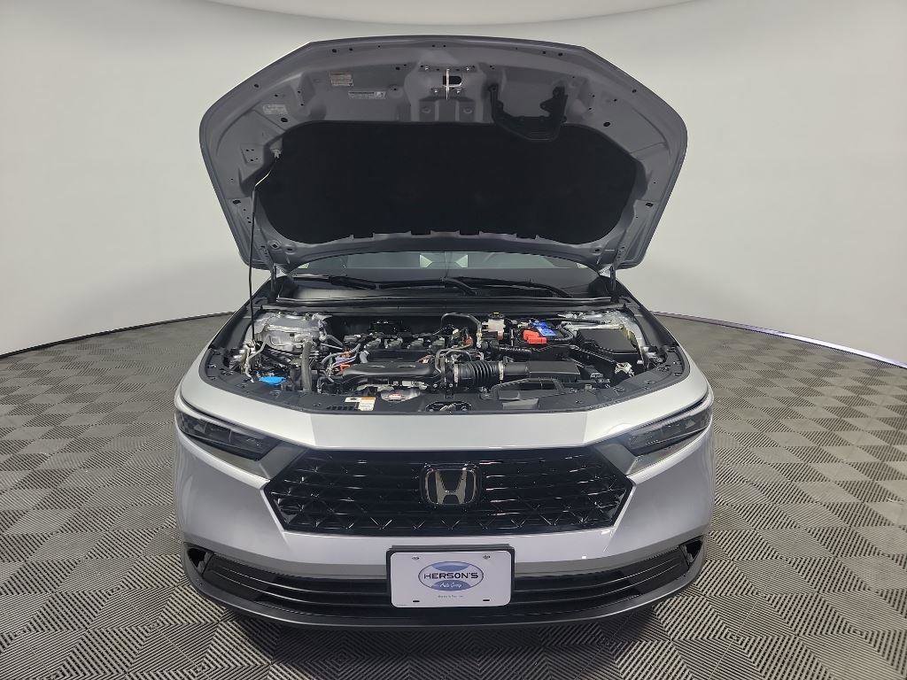 Used 2025 Honda Accord SE image 13