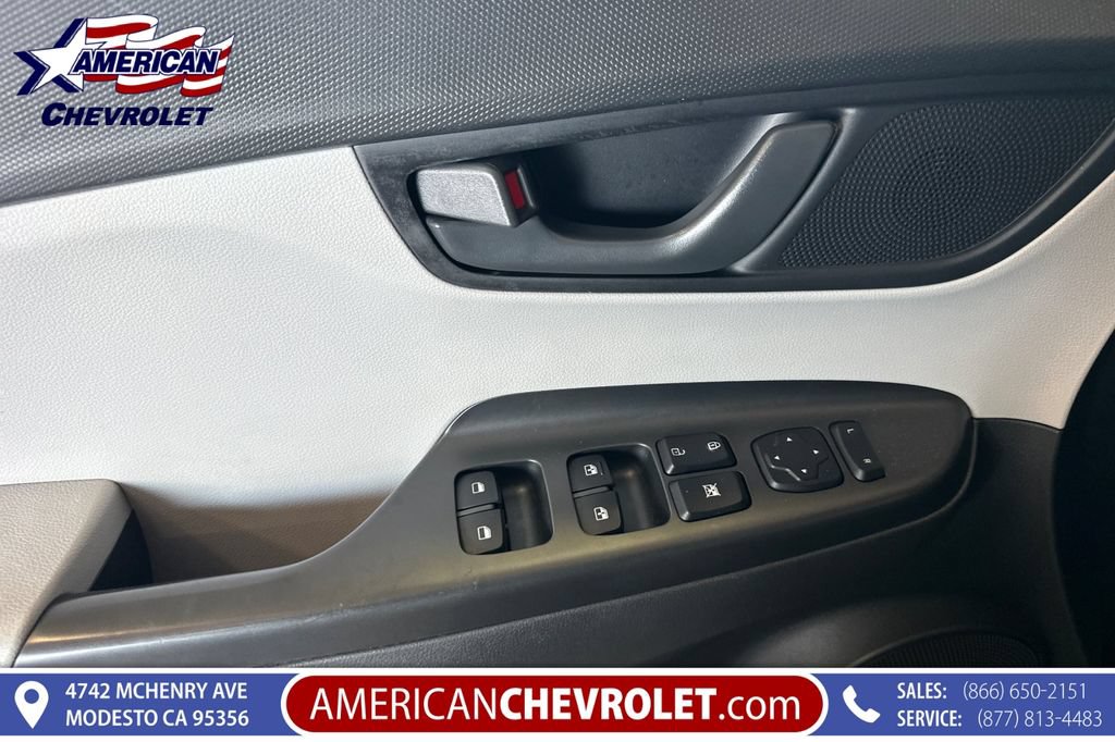Used 2023 Hyundai Kona SEL w/ Cargo Package AWD/4WD image 11