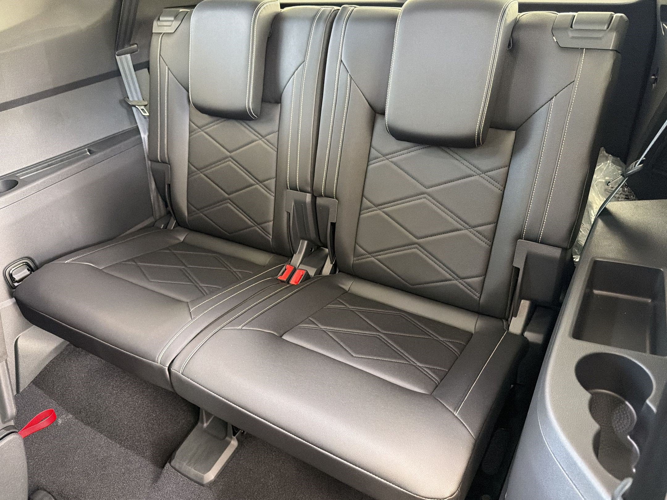 New 2026 Volkswagen Atlas SE FWD image 34