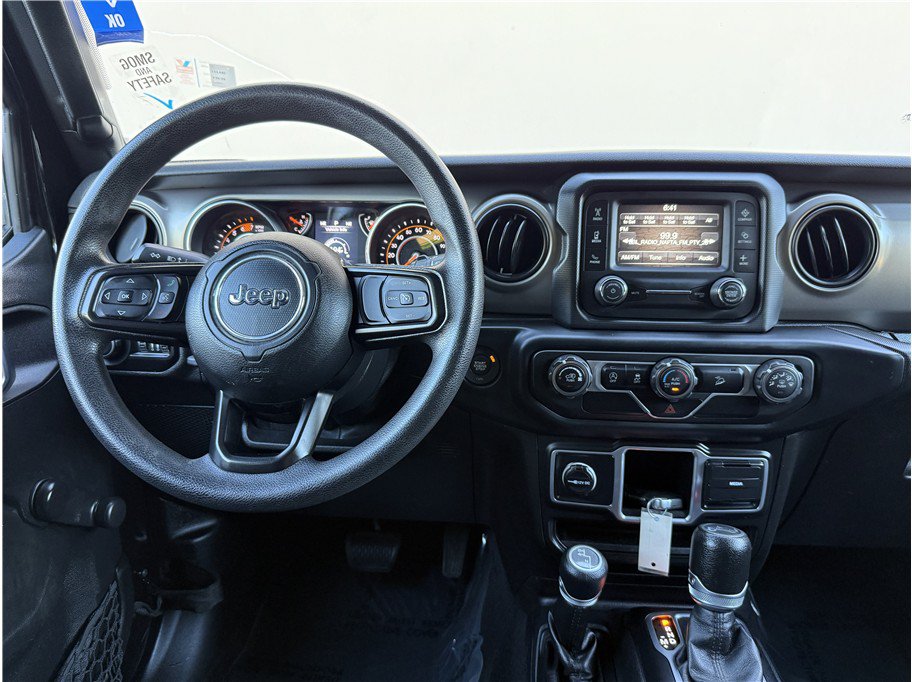 Used 2018 Jeep Wrangler Unlimited Sport AWD/4WD image 14