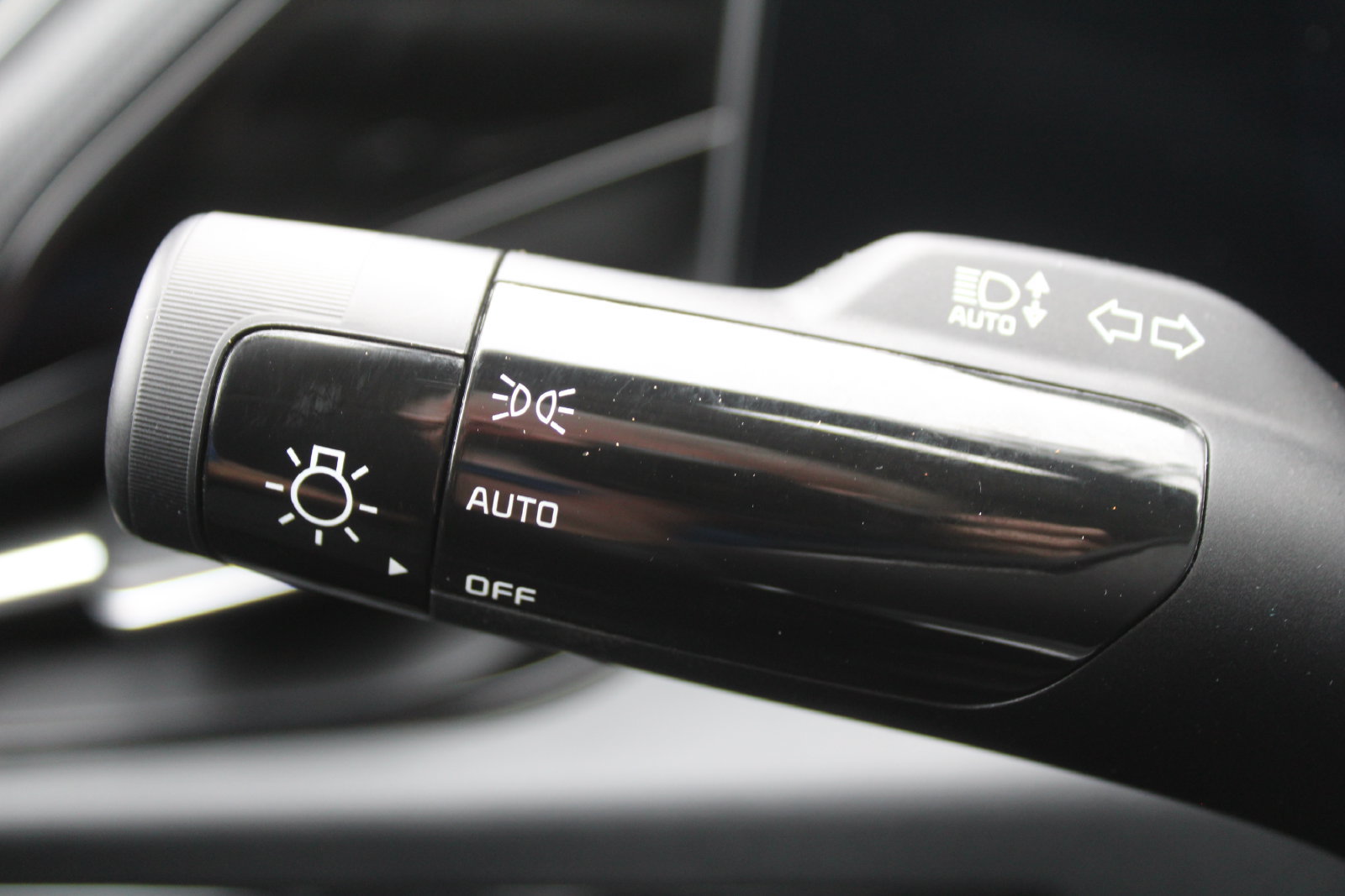 New 2026 Kia Niro Wind FWD image 29