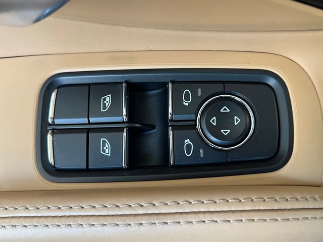 Used 2019 Porsche 911 Carrera RWD image 39
