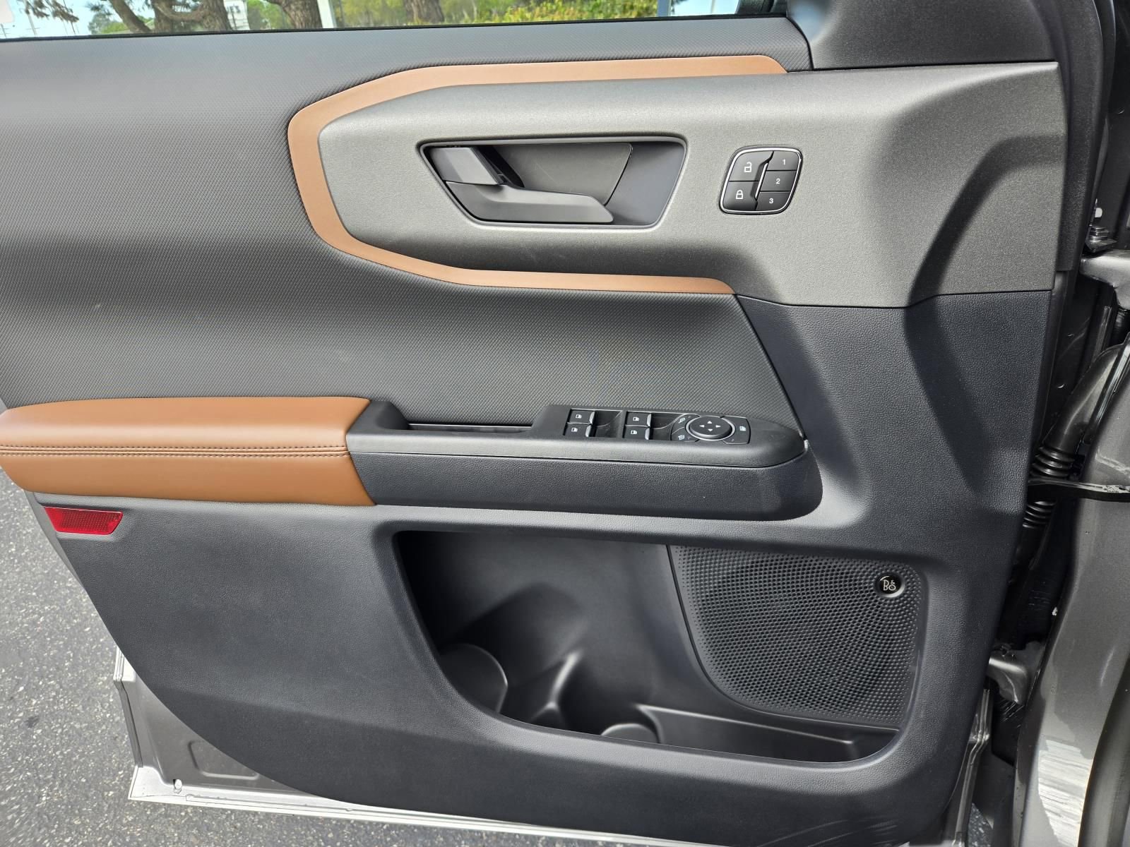 New 2025 Ford Bronco Sport Outer Banks w/ Outer Banks Tech Package+ AWD/4WD image 22