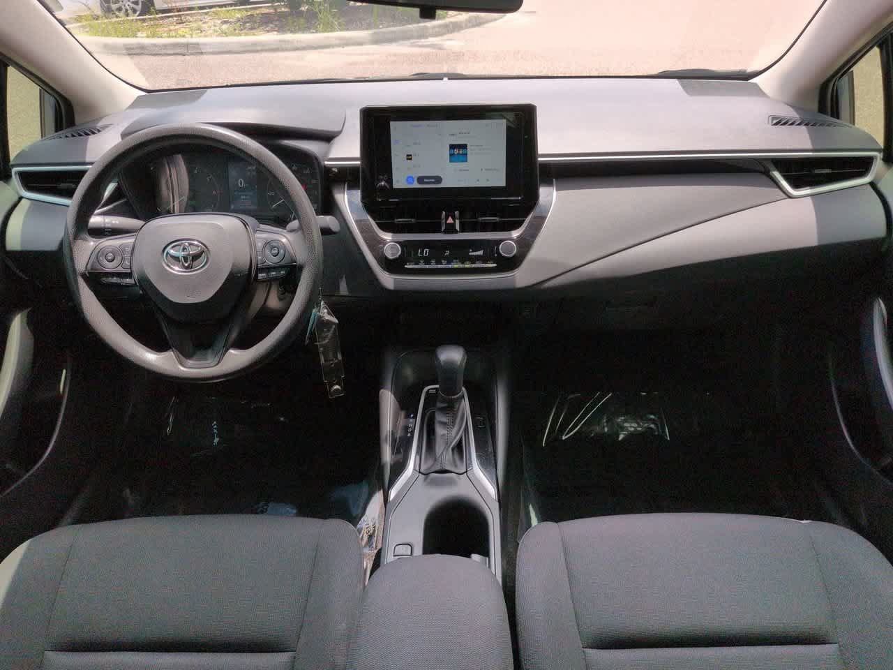 Certified 2025 Toyota Corolla LE FWD image 14