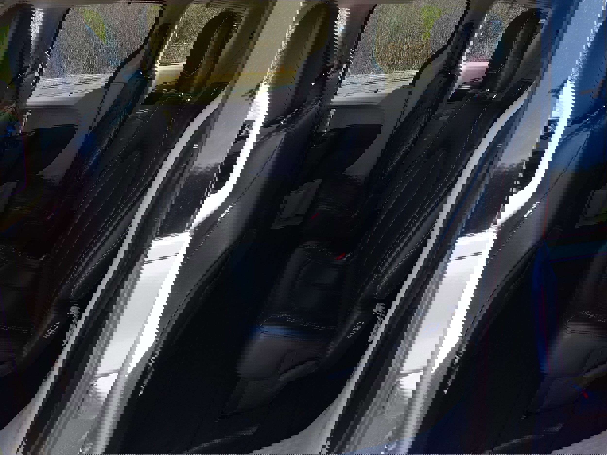 Used 2023 Chrysler Pacifica Touring-L image 12