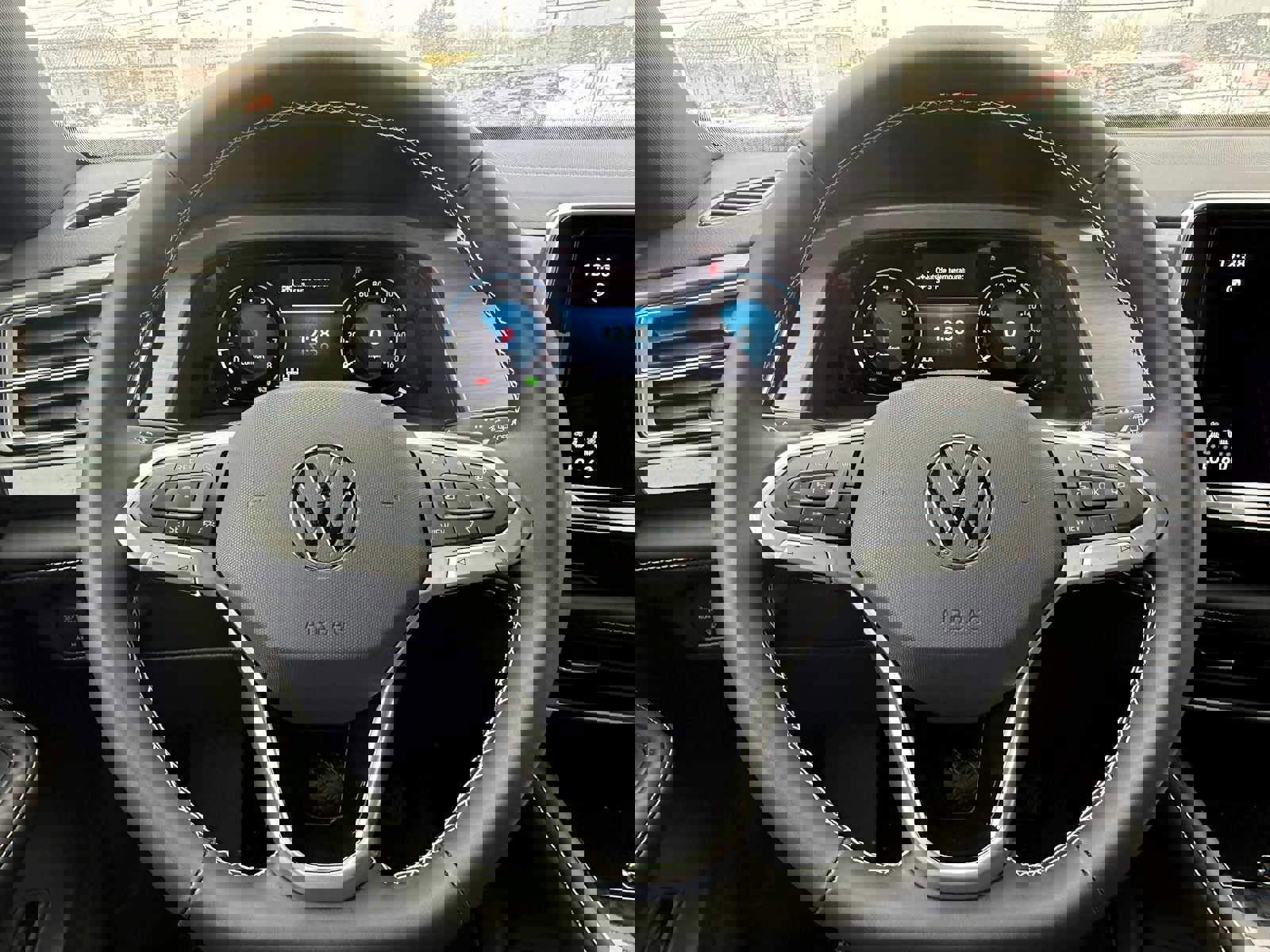 New 2026 Volkswagen Atlas Cross Sport SE AWD/4WD image 8