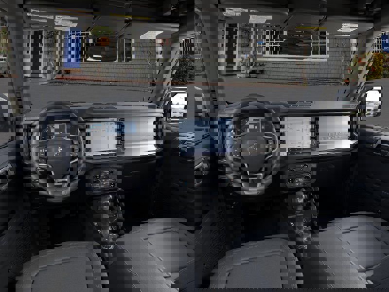 New 2025 Ford Bronco Outer Banks w/ Sasquatch Package AWD/4WD image 9