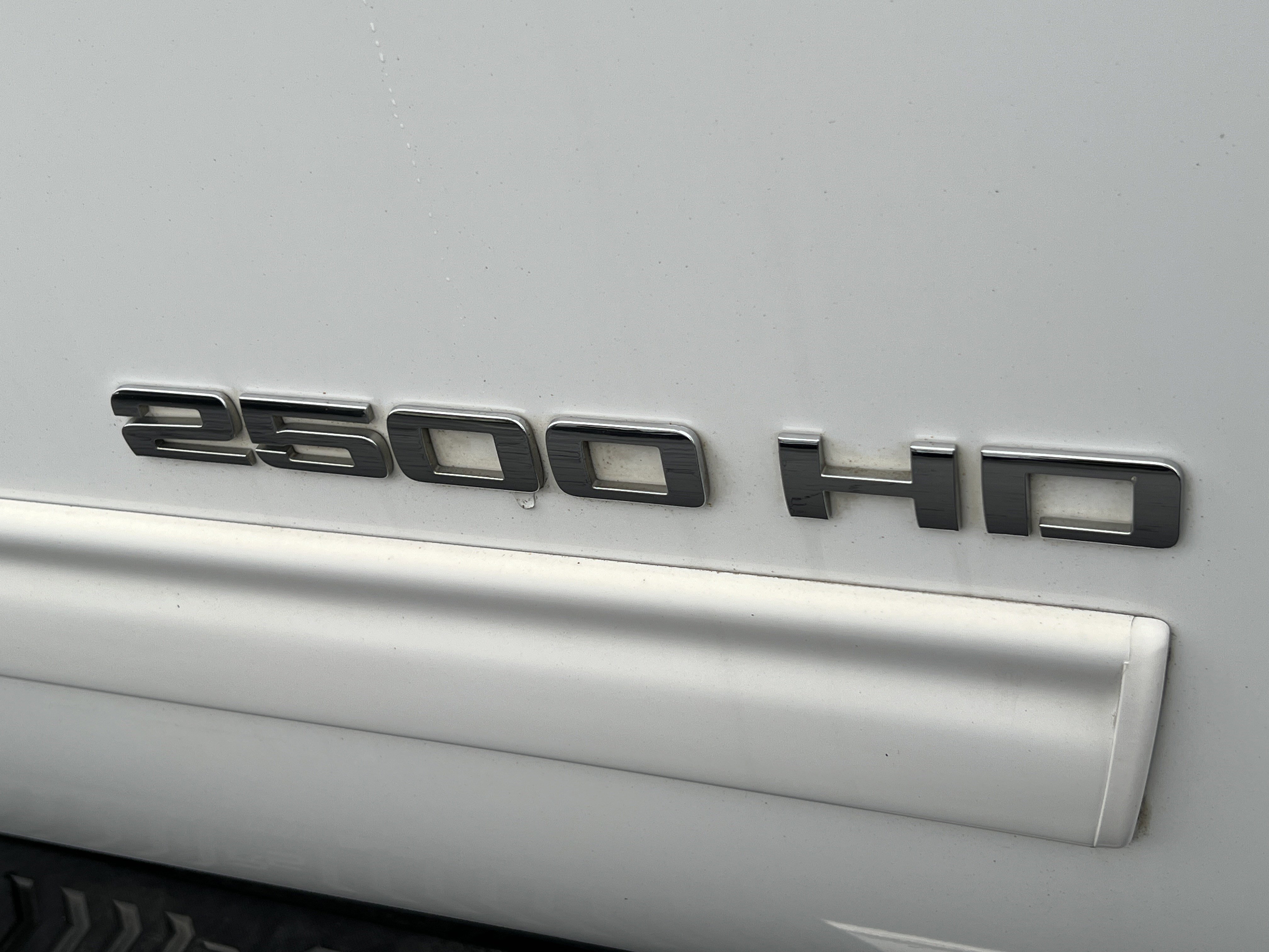 Used 2012 Chevrolet Silverado 2500 LTZ image 9