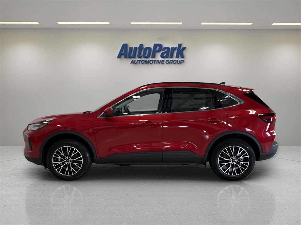 New 2026 Ford Escape SE w/ Class II Trailer Tow Package image 4