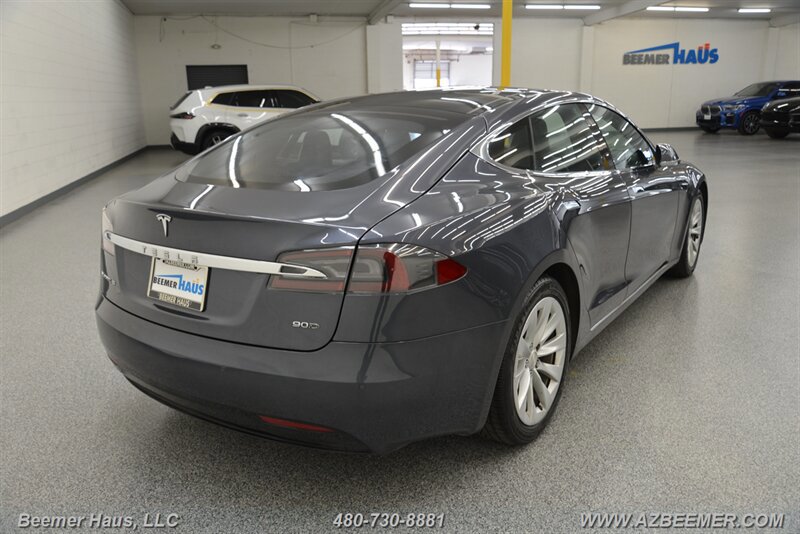 Used 2016 Tesla Model S AWD image 9