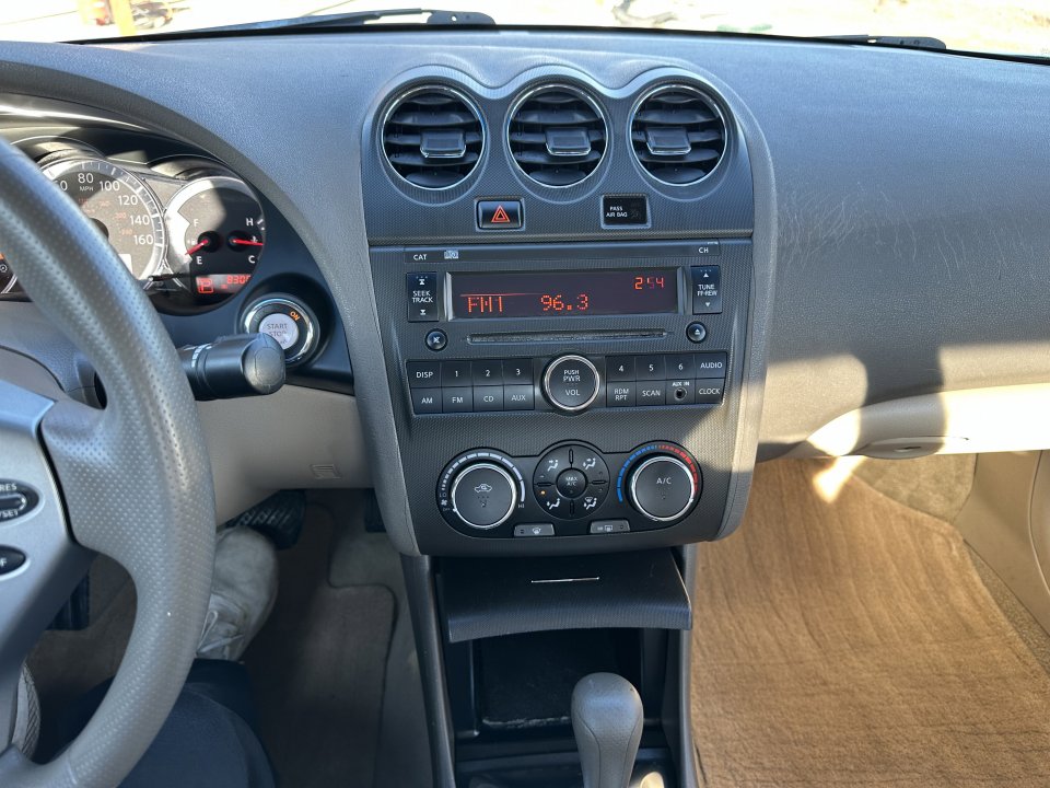 Used 2012 Nissan Altima 2.5 S image 10