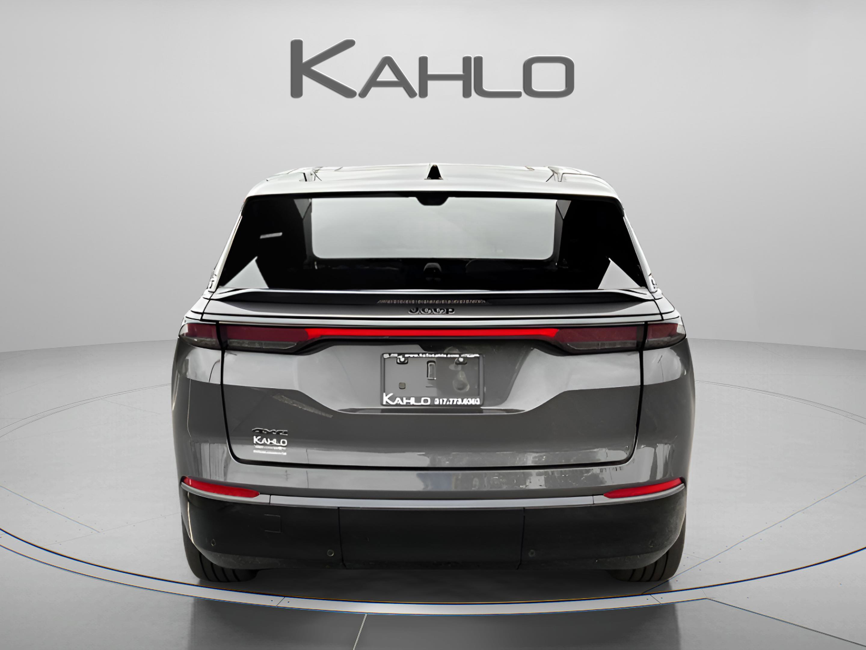 New 2025 Jeep Wagoneer S Limited w/ Comfort Package image 4