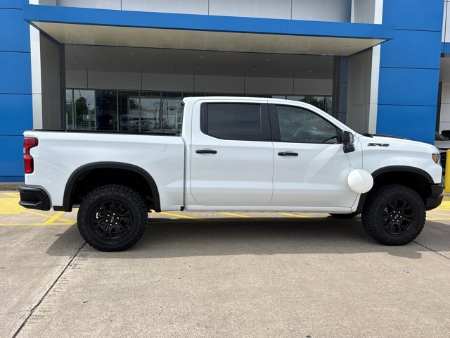 New 2026 Chevrolet Silverado 1500 ZR2 w/ Dark Appearance Package AWD/4WD image 2