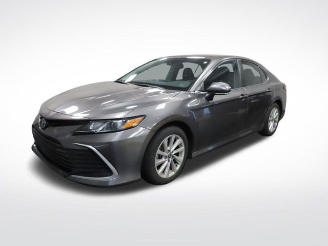 Used 2024 Toyota Camry LE w/ Convenience Package FWD image 1