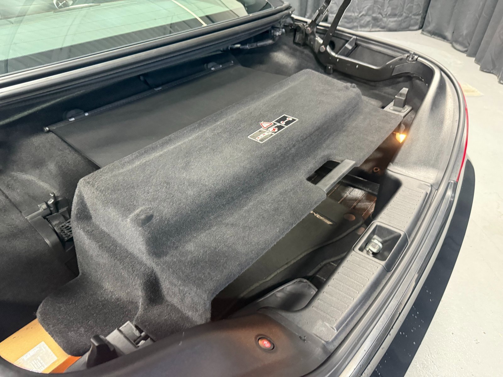 Used 2014 Mercedes-Benz SL 63 AMG image 16