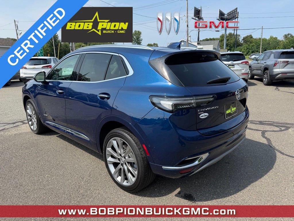 Certified 2022 Buick Envision Avenir w/ Technology Package II AWD/4WD image 4