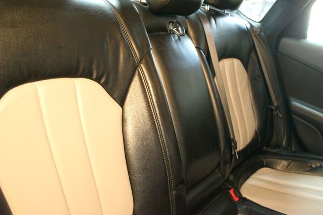 Used 2015 Chrysler 200 Limited w/ Comfort Group FWD image 14