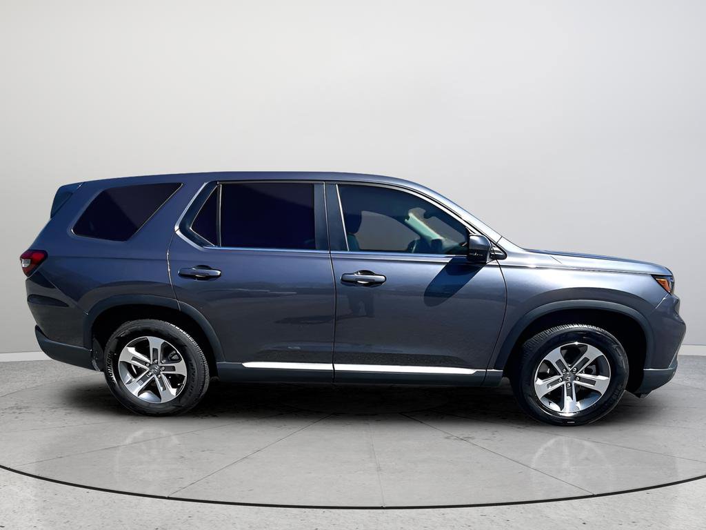 Used 2025 Honda Pilot EX-L image 5