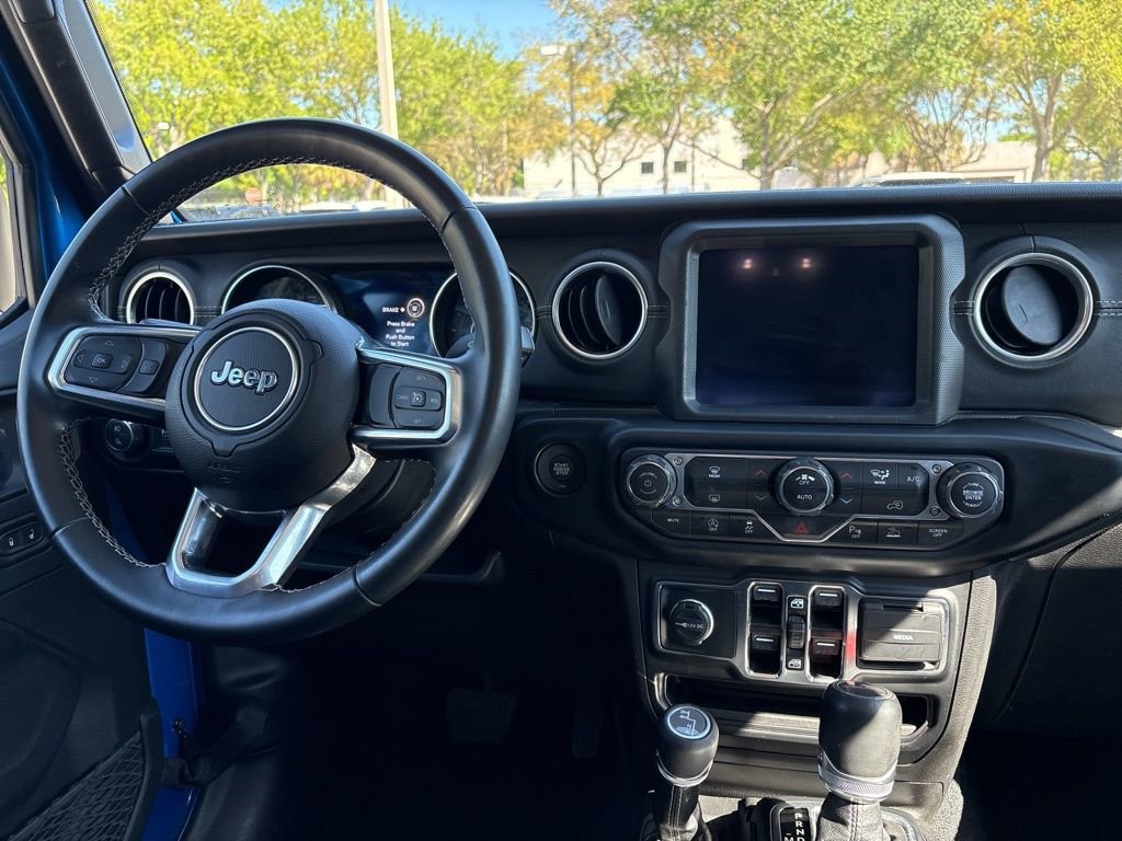 Used 2021 Jeep Gladiator Overland w/ Popular Equipment Package AWD/4WD image 20