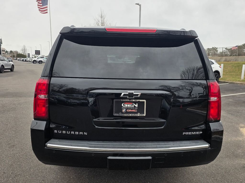 Used 2020 Chevrolet Suburban Premier image 6