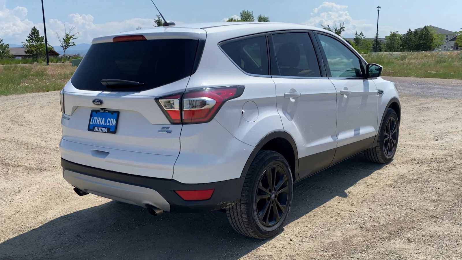 Used 2017 Ford Escape SE image 8