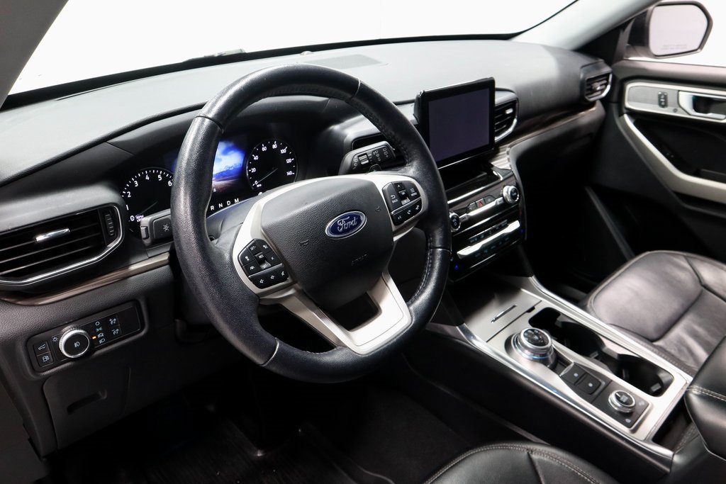 Certified 2021 Ford Explorer Limited w/ Hybrid Equipment Group 310A image 26