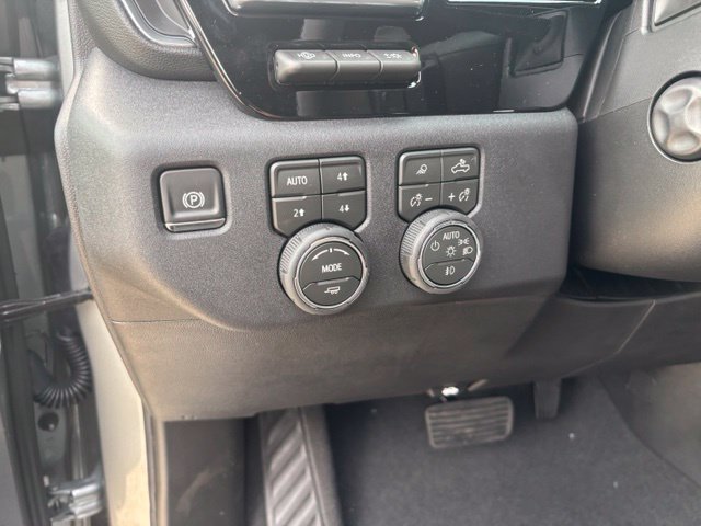 New 2026 Chevrolet Silverado 1500 High Country w/ Technology Package AWD/4WD image 23