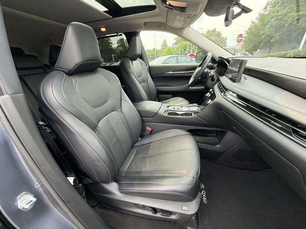 Used 2023 INFINITI QX60 Sensory AWD/4WD image 22