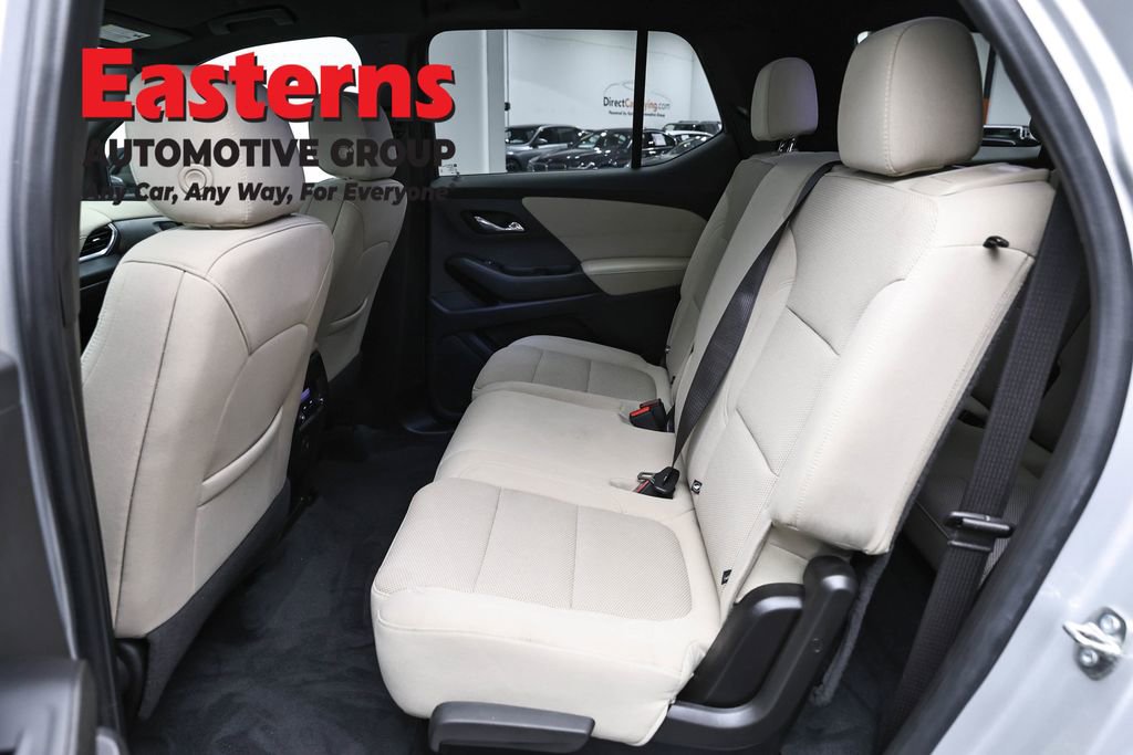 Used 2022 Chevrolet Traverse LS AWD/4WD image 21