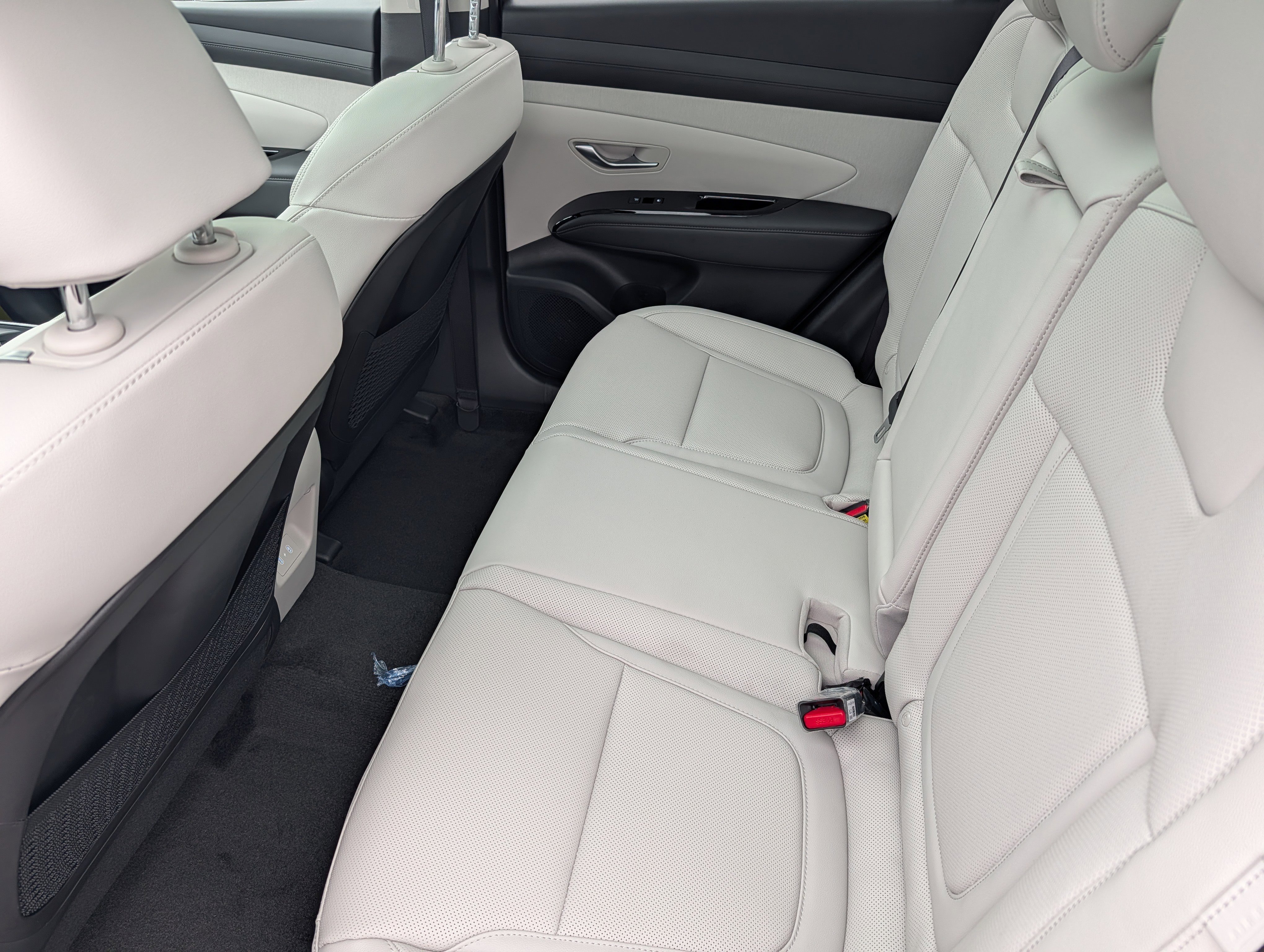 New 2026 Hyundai Tucson Limited image 25