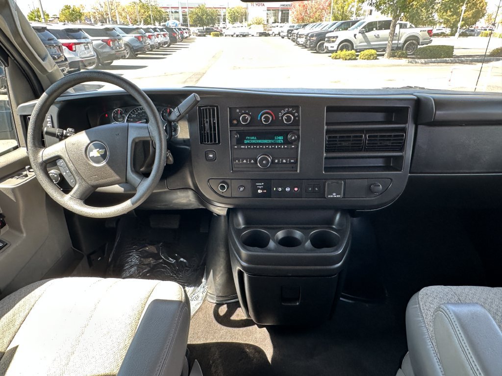 Used 2025 Chevrolet Express 3500 LT w/ LT Preferred Equipment Group RWD image 21