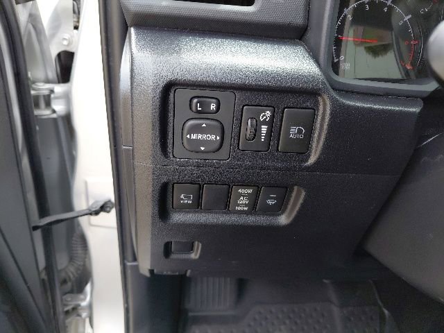Used 2023 Toyota 4Runner SR5 Premium w/ Moonroof Package AWD/4WD image 14