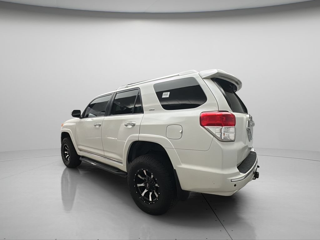 Used 2012 Toyota 4Runner SR5 AWD/4WD image 4