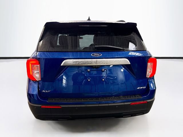 Used 2021 Ford Explorer XLT image 7