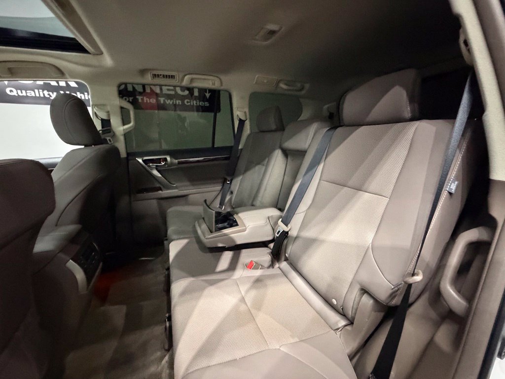 Used 2019 Lexus GX 460 Premium AWD/4WD image 25