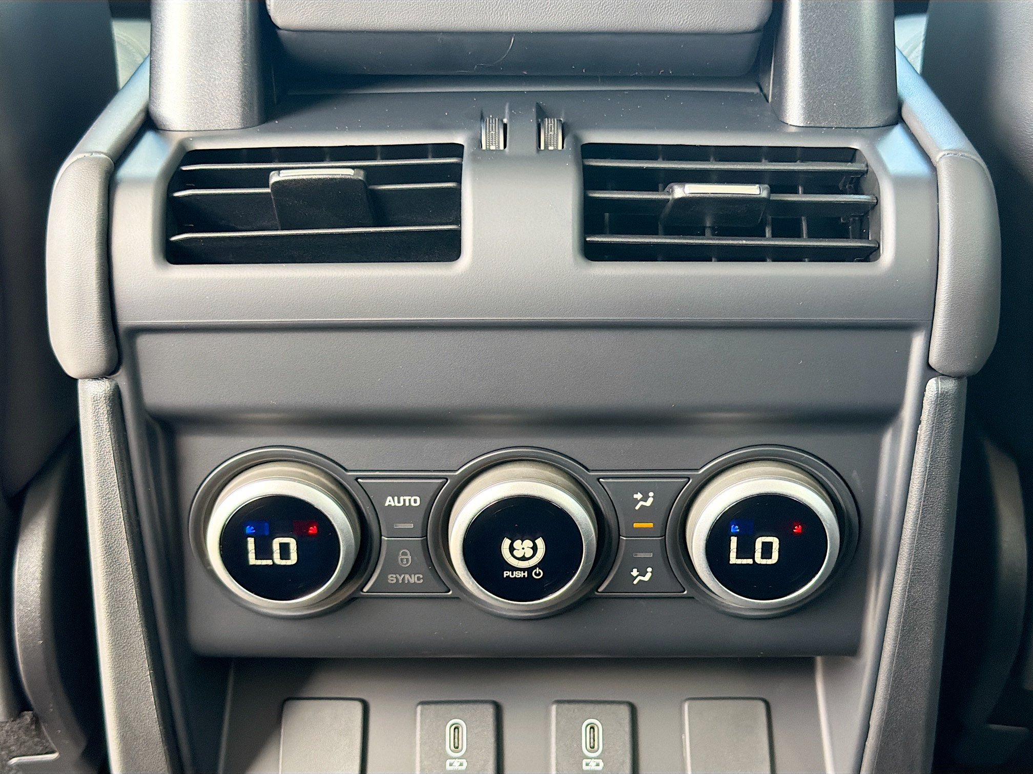 New 2026 Land Rover Defender 130 S AWD/4WD image 20