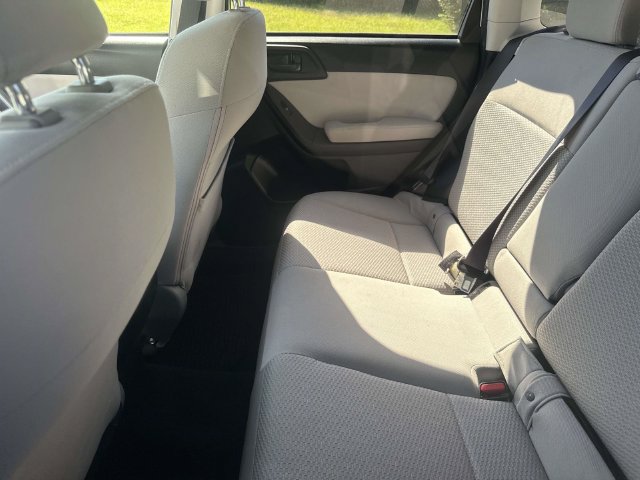 Used 2014 Subaru Forester 2.5i Premium w/ Popular Package #2 AWD/4WD image 15