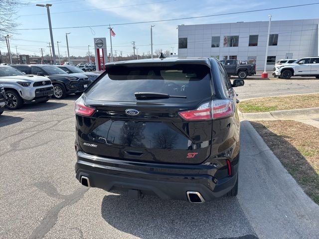 Used 2020 Ford Edge ST w/ Equipment Group 401A AWD/4WD image 8