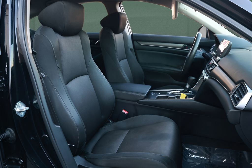 Used 2020 Honda Accord LX image 12