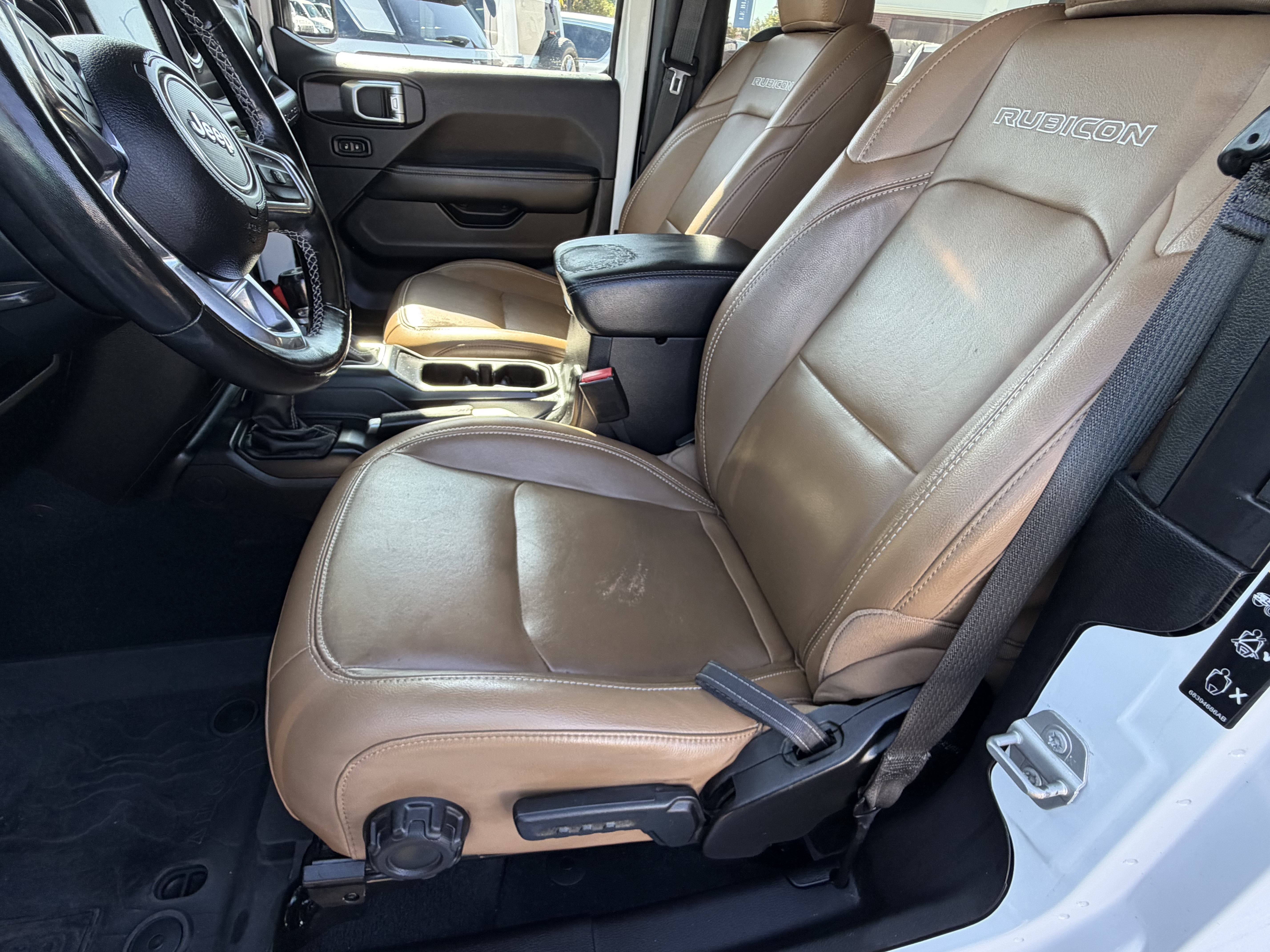 Certified 2022 Jeep Wrangler Rubicon w/ Cold Weather Group AWD/4WD image 19