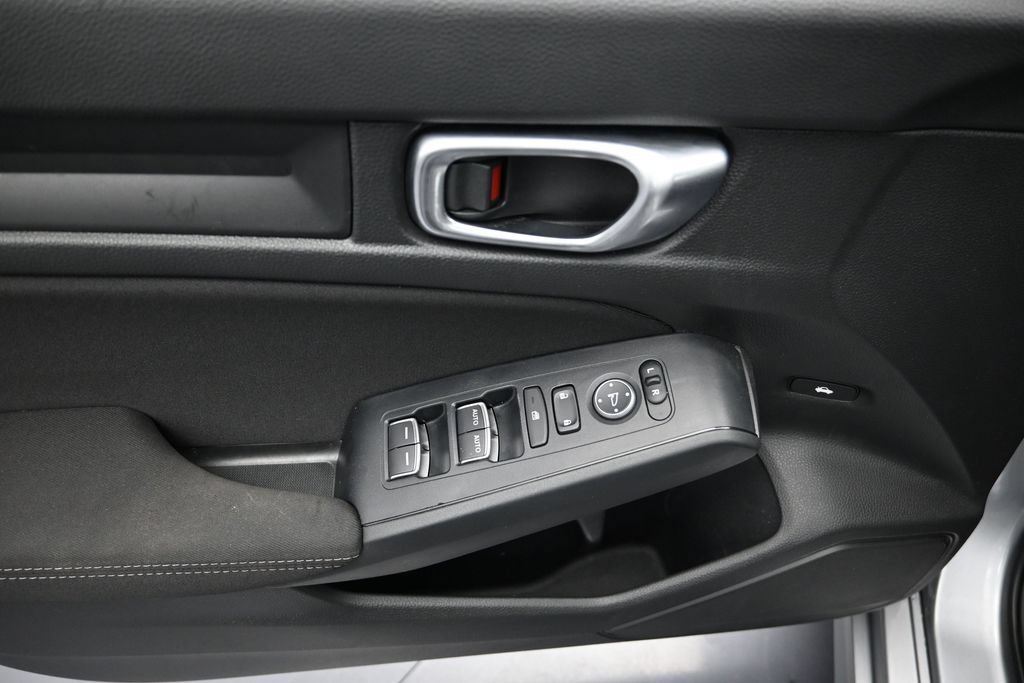 Used 2023 Honda Civic Sport image 10