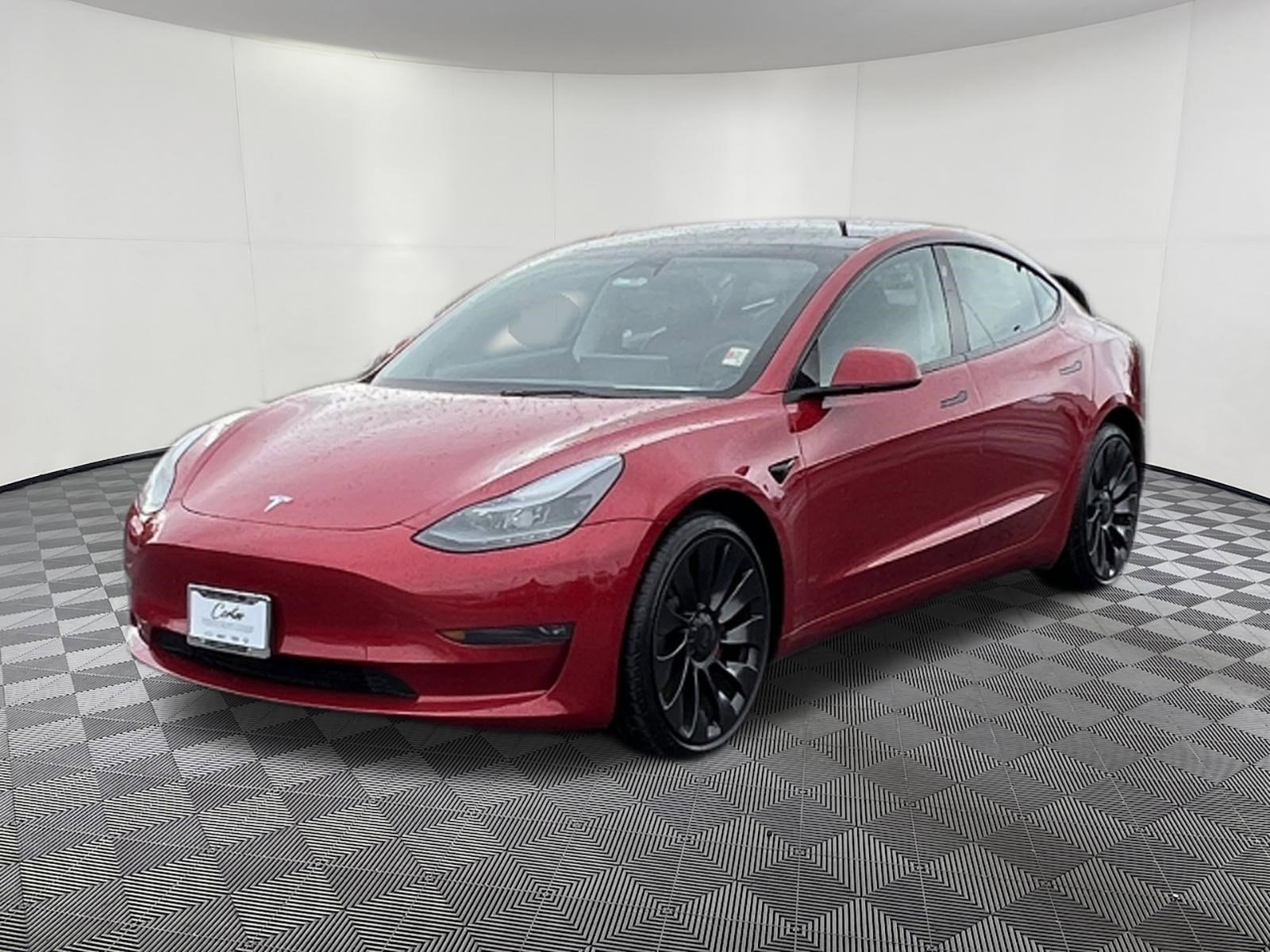 Used 2023 Tesla Model 3 Performance image 3