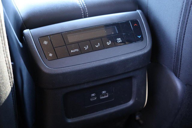 Certified 2025 Nissan Pathfinder SV FWD image 20