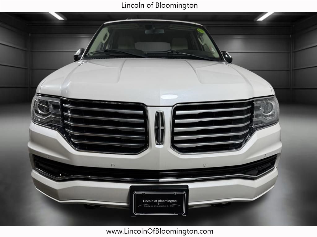 Used 2016 Lincoln Navigator L Reserve AWD/4WD image 9