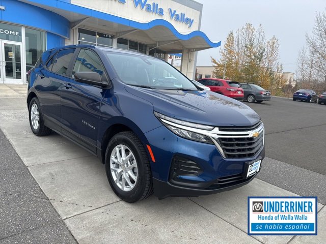 Used 2022 Chevrolet Equinox LS w/ LS Convenience Package