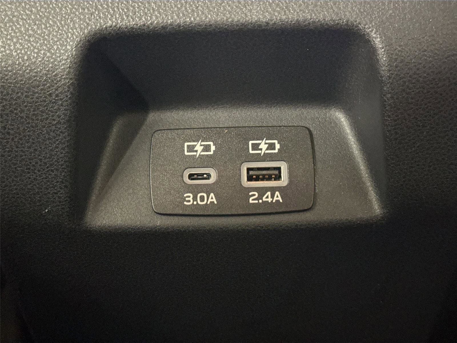 Used 2024 Subaru Crosstrek 2.5i Limited w/ Crosstrek Mirror Package image 36