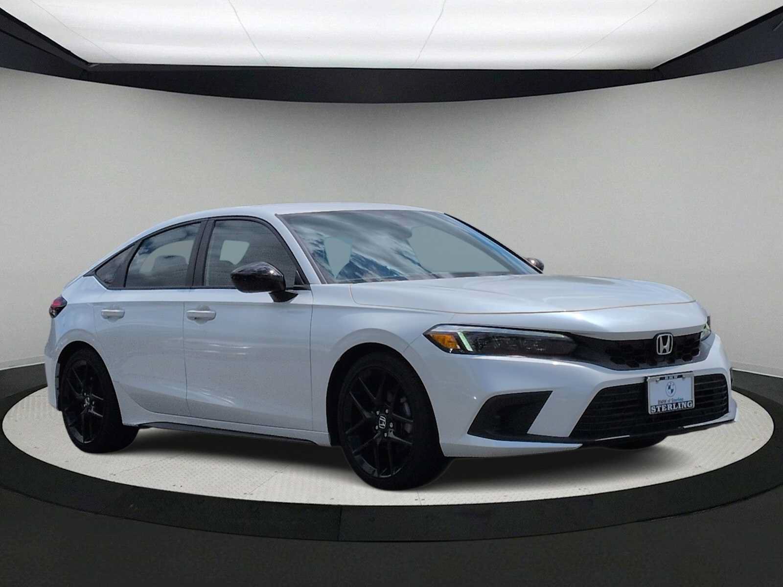 Used 2024 Honda Civic Sport image 2