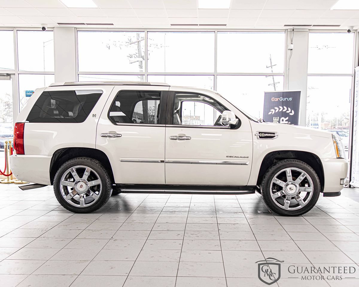 Used 2010 Cadillac Escalade 2WD Hybrid image 9