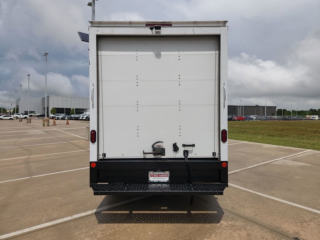 Used 2023 Ford Transit 350 DRW image 6